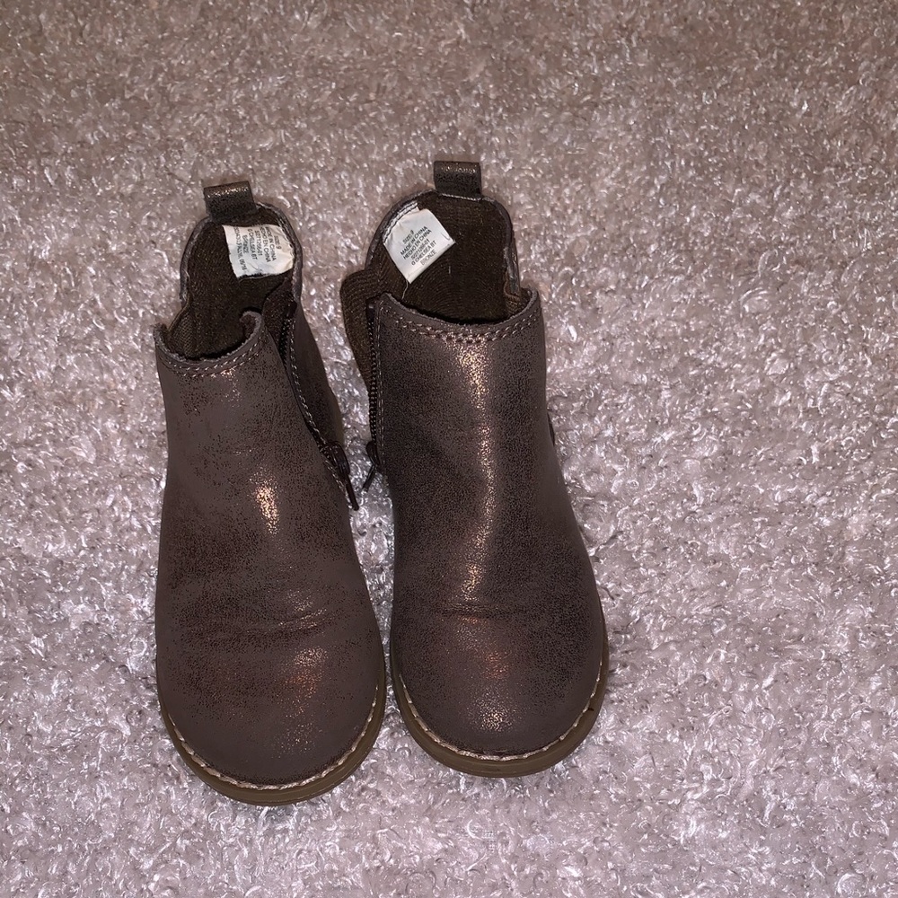 Bronze sz. 9 ankle booties from gap